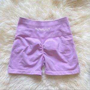 Alphalete Amplify Shorts Bloom XS 3.5”